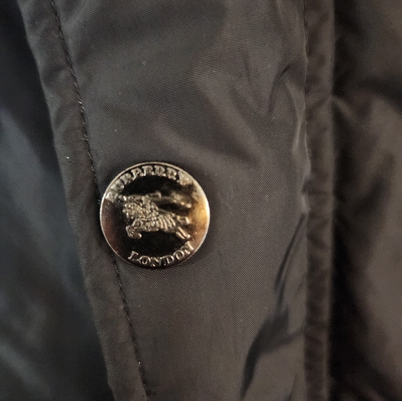 Burberry reversible puffer vest w/hood XXL - Picture 7 of 14